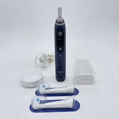 Oral-B IO 7 Oral-B IO 7N Blue Zahnbürste mit 2 Köpfen und 1 Reisekoffer, entworf
