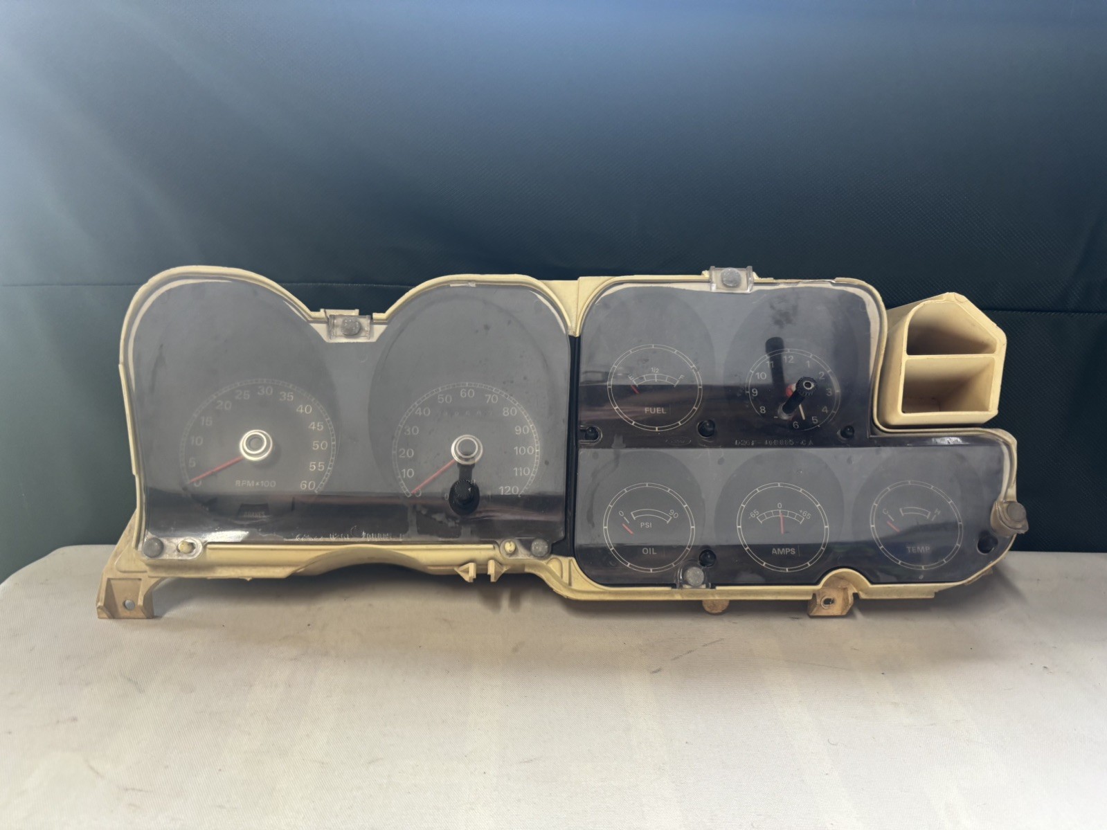 Ford GT 1972-1976 Instrument cluster