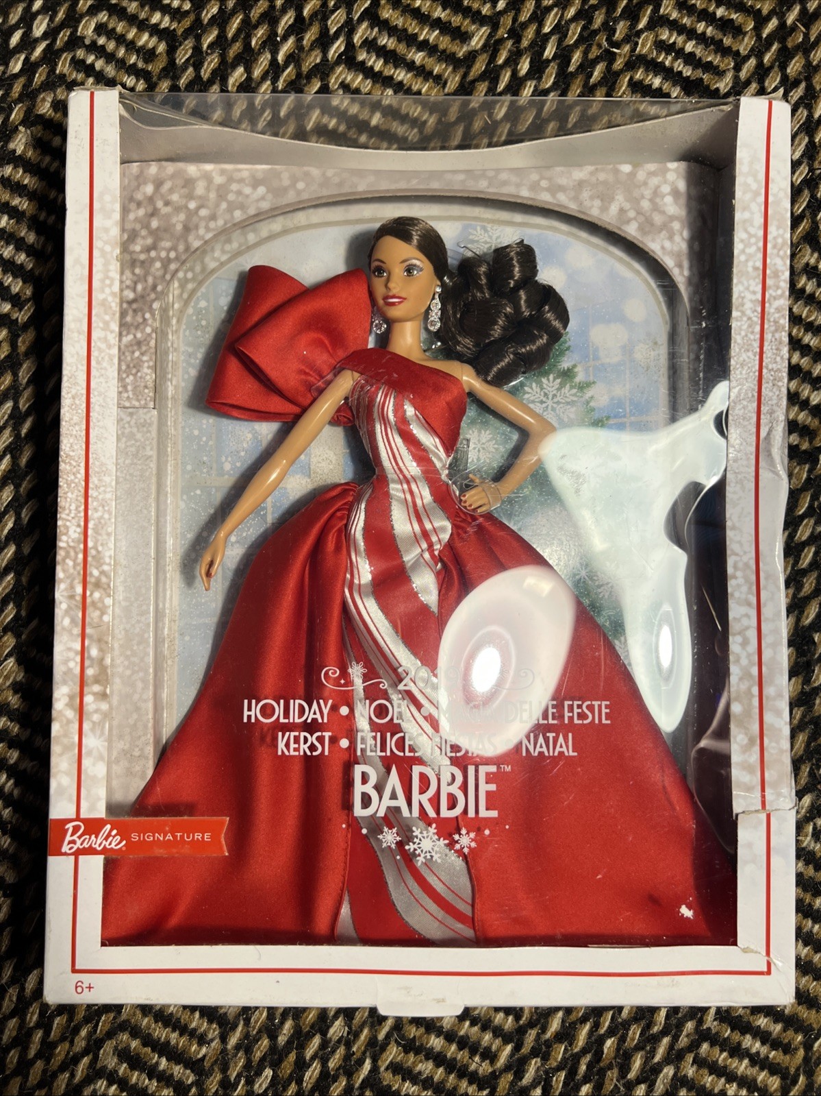 2019 HOLIDAY Brown Hair Barbie Doll  - Signature - RARE