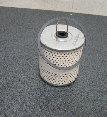 Carquest 85010 Oil Filter for Jeep 647345, John Deere 747345, NH 85646605, New
