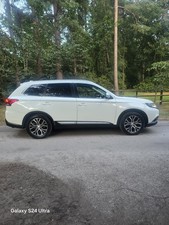 2017 Mitsubishi Outlander 2.3 Outlander DI-D 4 Auto 4WD 5dr SUV Diesel Automatic