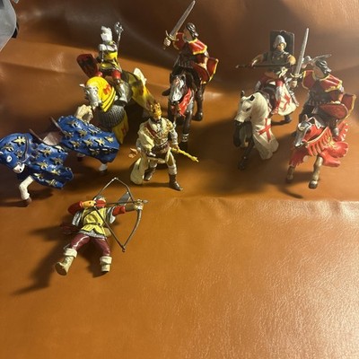 PAPO VTG Medieval Figures Knights, Horses Shields Swords mixed Lot of 11 see des