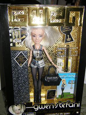 Gwen Stefani . .Wonderful Life Gwen doll . . sweet escape .2007