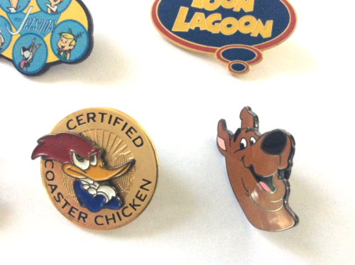 2002 Universal Studios Lot of 5 Toon Lagoon Pins Spin Feet Flintstones Scooby - Picture 4 of 11