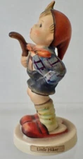 EDJ25 Vintage Hummel Goebel "Little Hiker" Figurine #16 2/0 TMK5 1970s