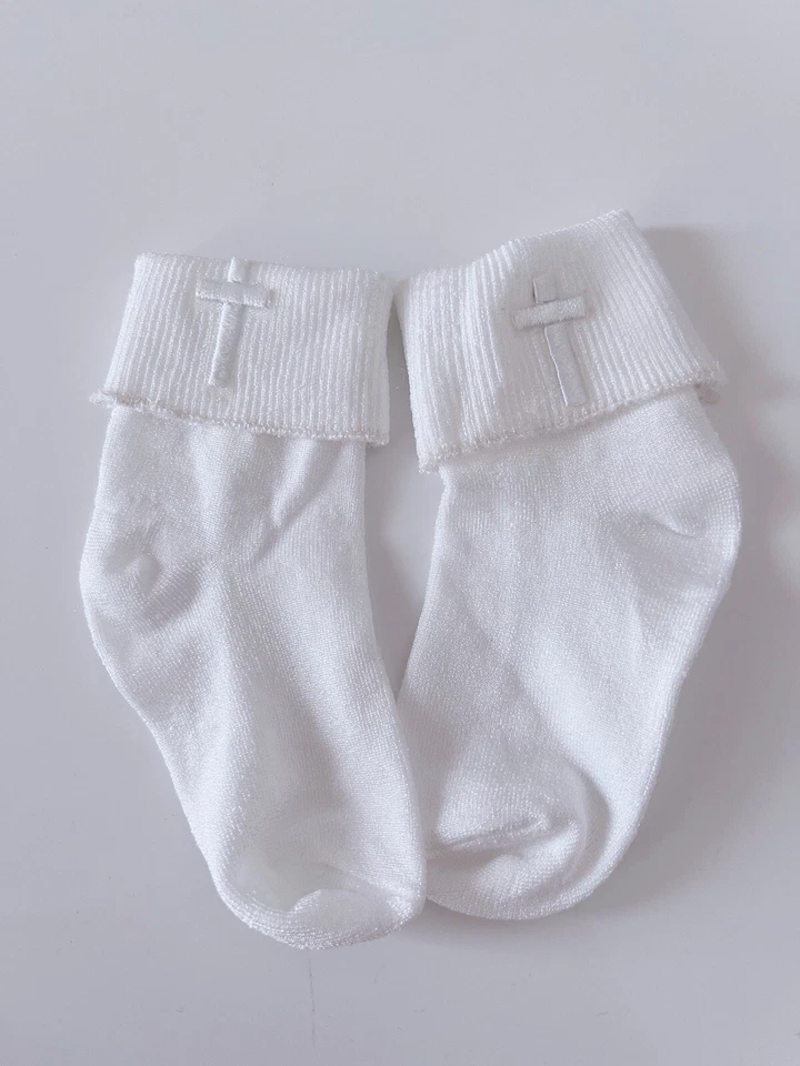 Menino bebê menina crianças batizado chuveiro bordado cruz branco cetim babador ou meias - Imagem 3 de 4