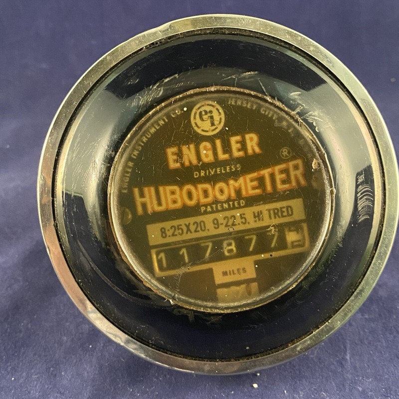 Vintage Engler Driveless Hubodometer 8:25x20 9-22.5 HI Tred 117,877 Miles