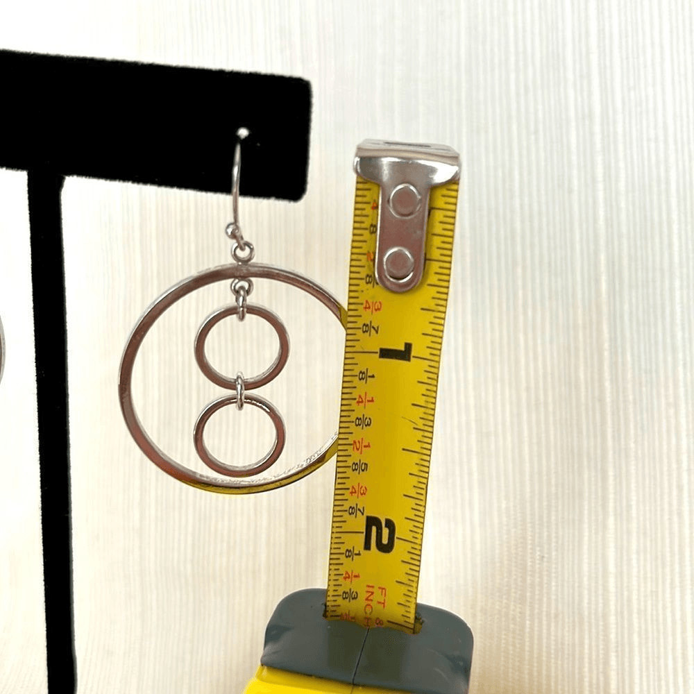 Simple Silver Tone Circle Earrings - image 6