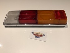 Triumph Dolomite feu arrière droit LUCAS L868