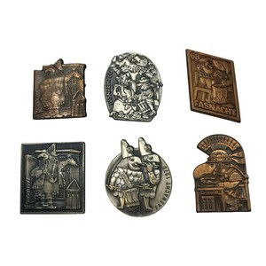 Insigne Badge Métal - Fasnacht 1932, Suisse, Pins Tourisme, Collection