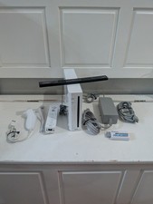 Nintendo Wii Backwards GameCube Compatible Console (RVL-001) + HDMI Adapter
