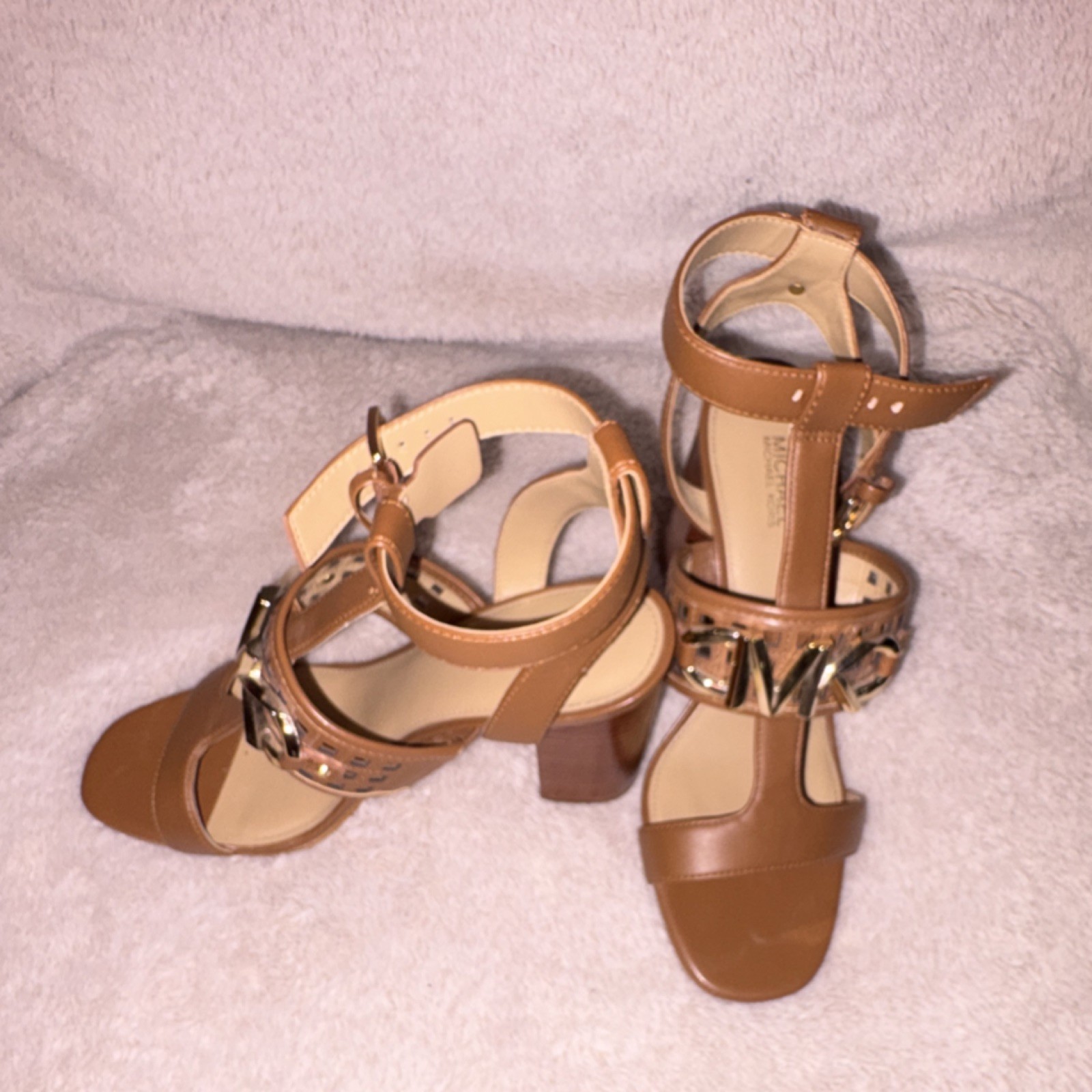 Michael Kors Brown Strappy Block Heel Logo Metallic Leather Sandals Size 7