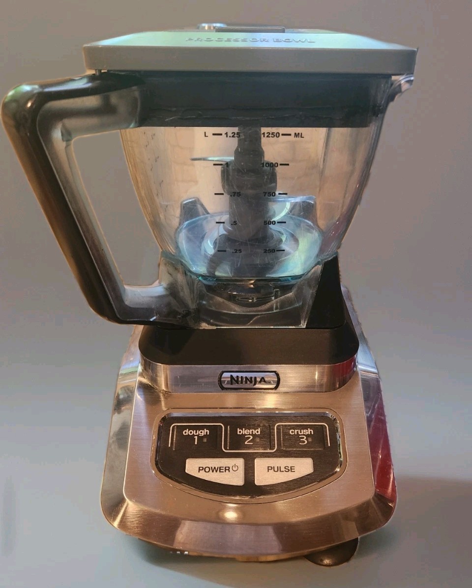 NINJA BL700RC Blender Food Processor 40oz 5 Cup - Tested Working