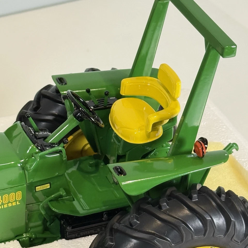 ERTL 5684 John Deere 4000 Tractor Precision Series #5 NIB - Image 3 of 4