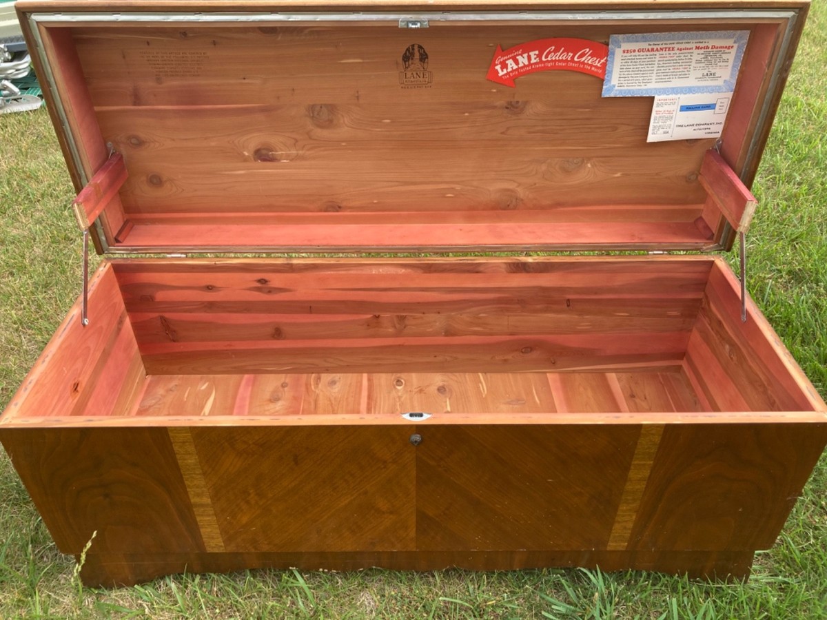 Vintage Full Size, Lane Mid Century. Blond Cedar Blanket Chest