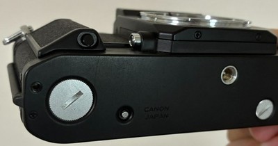 Almost Unused】 Canon New F-1 Eye Level Finder SLR Film Camera