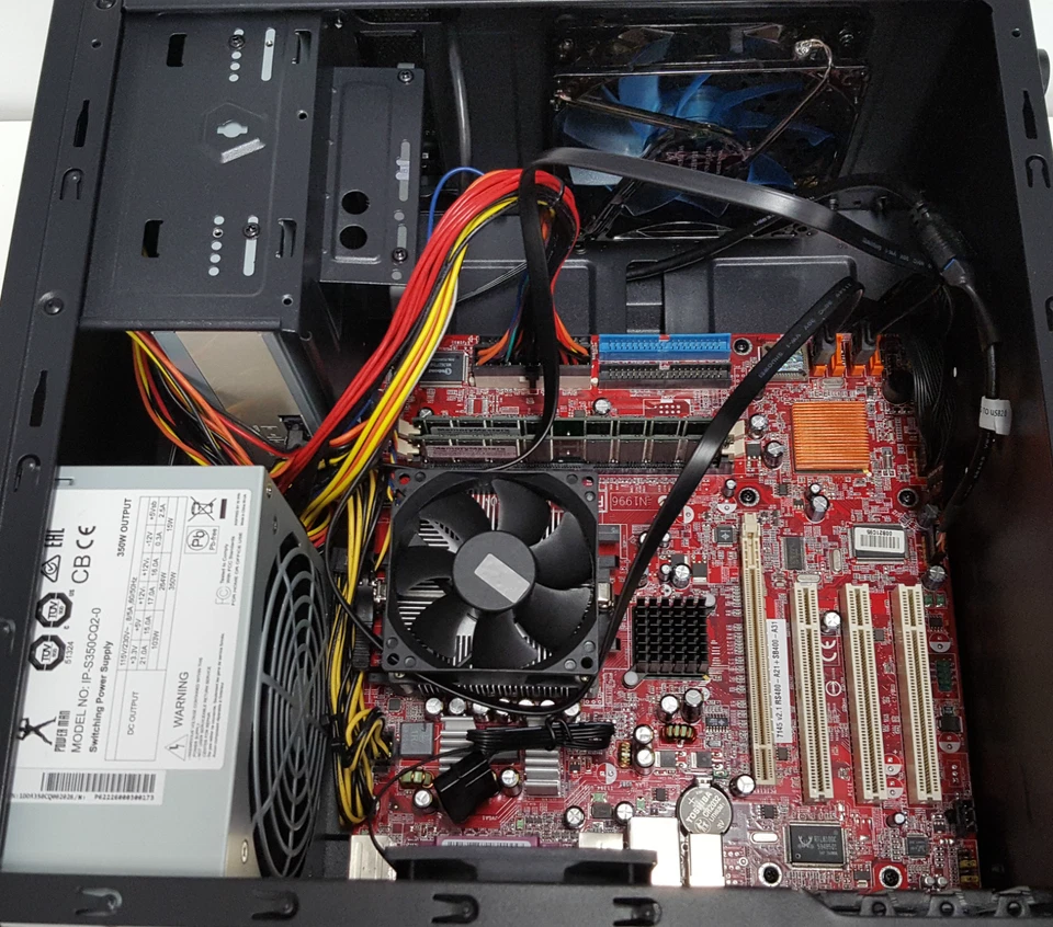 NEW Windows XP Retro PC - 2ghz Sempron 3300+, 128GB SSD, 1GB Ram, Radeon x200 - Image 3 of 4