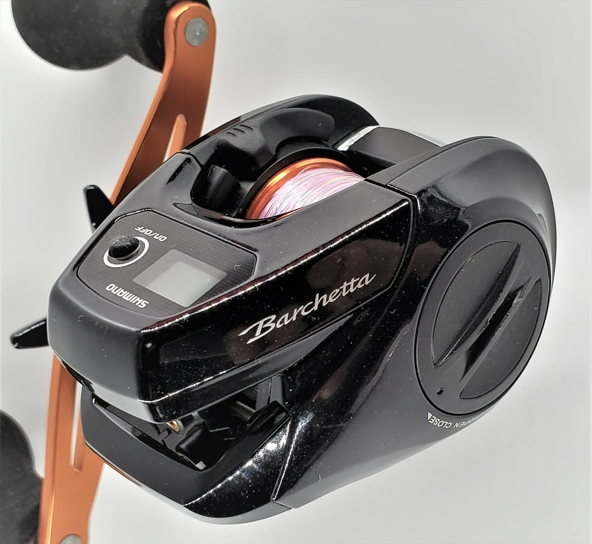 SHIMANO BARCHETTA BB 300HGDH Baitcasting Reel Right With SHIMANO BARCHETTA BB 300HGDH Baitcasting Reel Right With