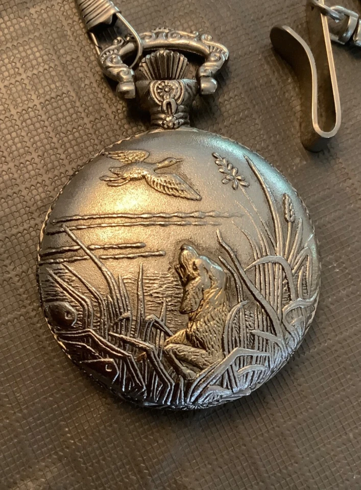 Reloj Bolsillo Watch It De Colección, Tono Plata/Dorado Cuarzo Batería Nueva, Cadena, Caza de Patos Foto 2 de 4