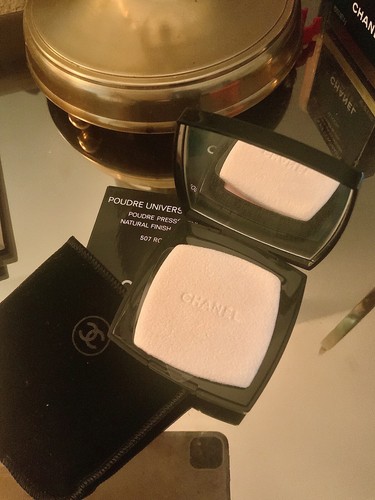 New- CHANEL Poudre Universelle Compacte- 507 ROSE BLOSSOM~ Sold Out Everywhere! - Picture 4 of 9