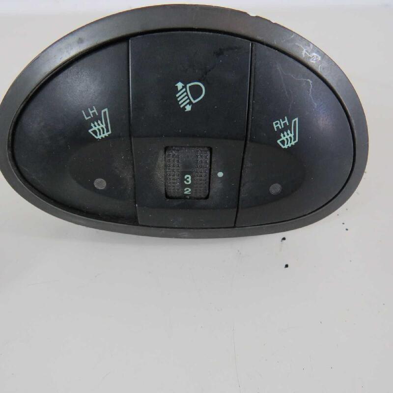Sitzheizung schalter HYUNDAI SANTA FE MK1 2000-2006 gebraucht (29385)