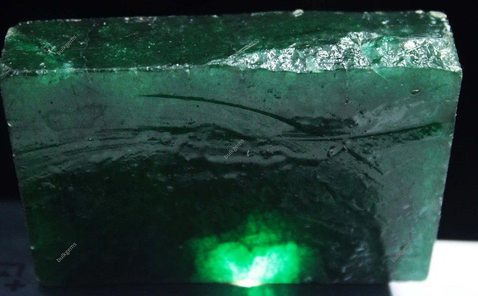 Pedra preciosa solta enorme áspera natural esmeralda verde colombiana certificada 1197,00 CT - Imagem 3 de 4