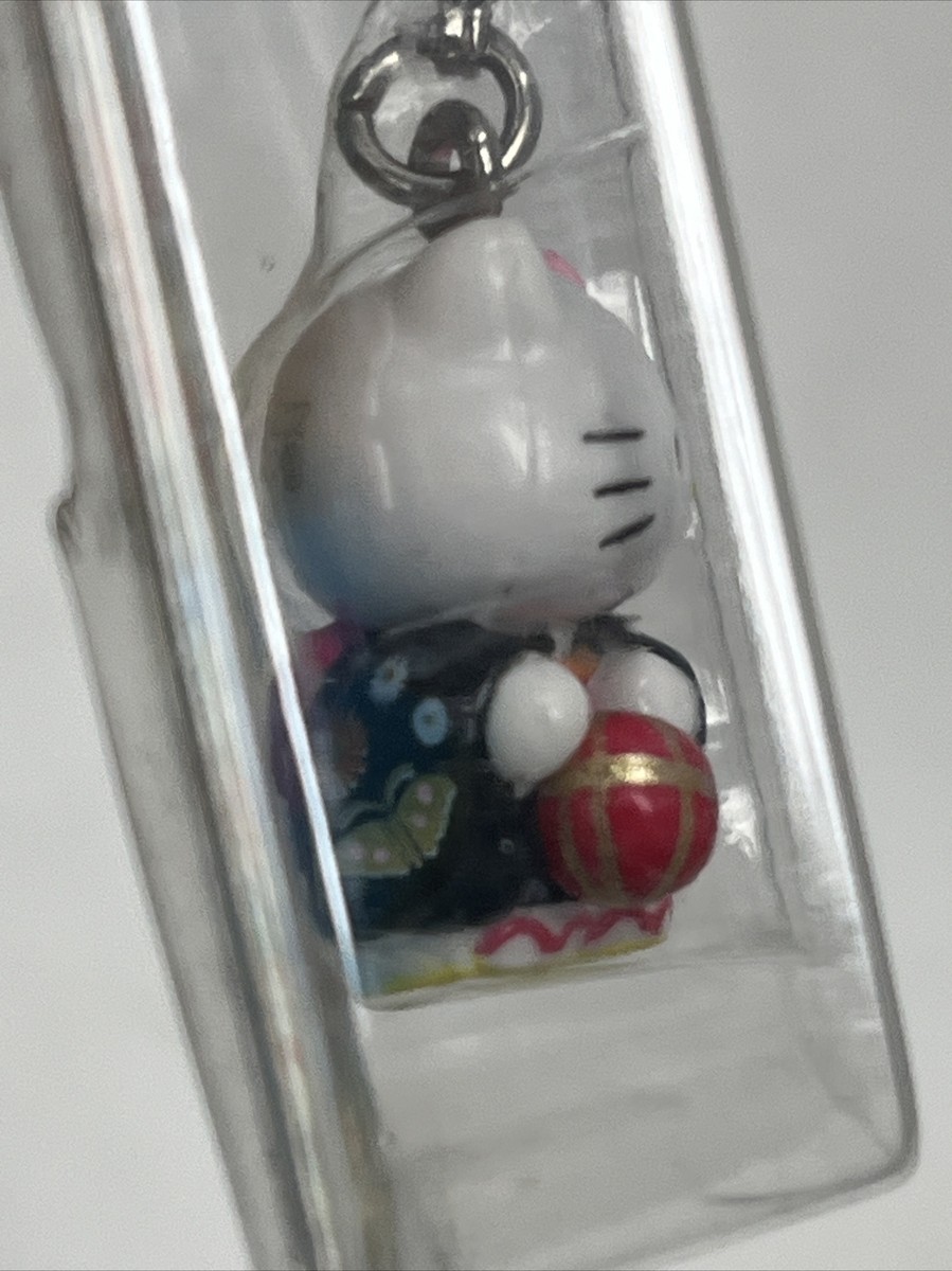 Hello Kitty *Gotochi* Kanazawa VTG Sanrio Rare Zipper Charm