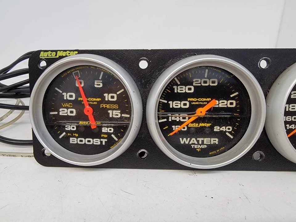 AutoMeter 2-5/8" conjunto de medidor de enchimento líquido 1987-1993 Ford Mustang Boost óleo de água - Imagem 4 de 4