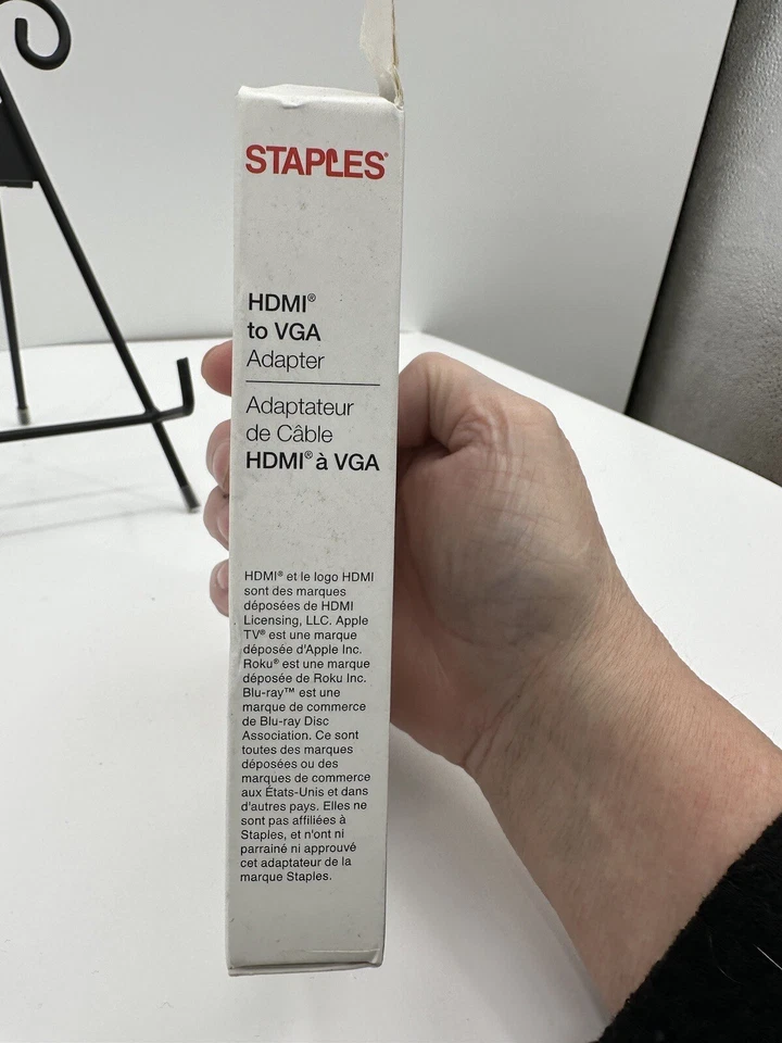 Staples 6 Inch HDMI to VGA  Adapter Torn Box NITB - Image 4 of 4