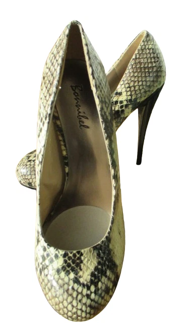 Zapatos de salón Bonnibel beige piel de serpiente (PU) Reggie-3 5" tacón de aguja con plataforma de 2" Foto 3 de 4