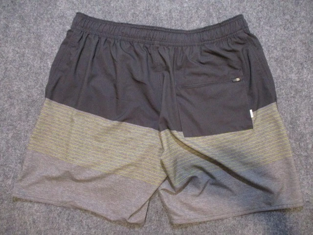 vuori trail running striped summer beach 7in inseam shorts