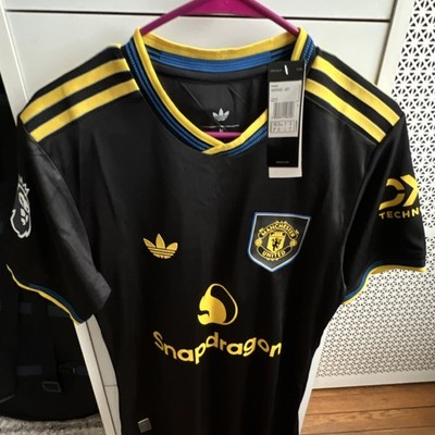 adidas Manchester United B. Fernandes #8 Black Soccer Jersey M