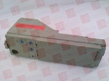 SCHNEIDER ELECTRIC 33069 / 33069 (USED)