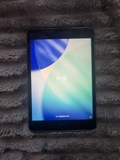 Apple iPad Mini 5th Generation 64GB WiFi Tablet White A2133 Good Condition