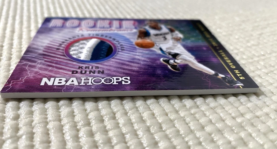 2018-19 Panini NBA Hoops - Rookie Remembrance Kris Dunn #RR-KD (MEM) #11/25 - Image 3 of 4