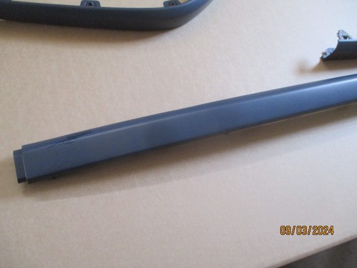 Renault Laguna 2 Schrägheck Leiste Stoßleiste Profil Stoßstange hinten NEU orig. - Picture 5 of 14