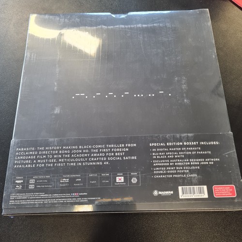 PARASITE (SPECIAL EDITION) MASTER / CARDS / ARTWORK (4K BLU-RAY) - Picture 3 of 3