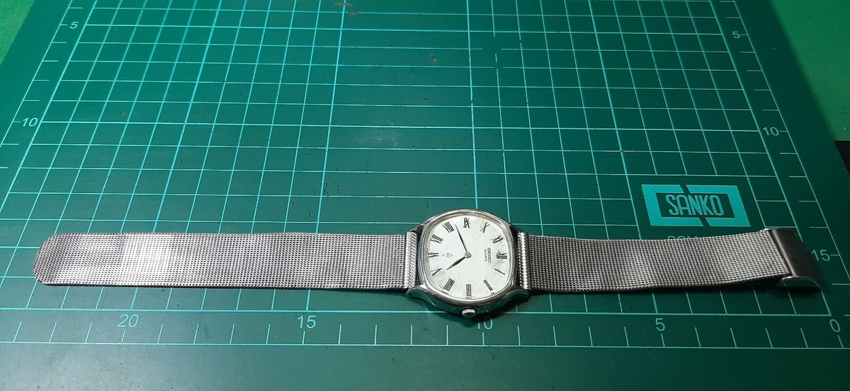 Rare Vintage (1976) Seiko Quartz 43-7110 Quality Watch Japan