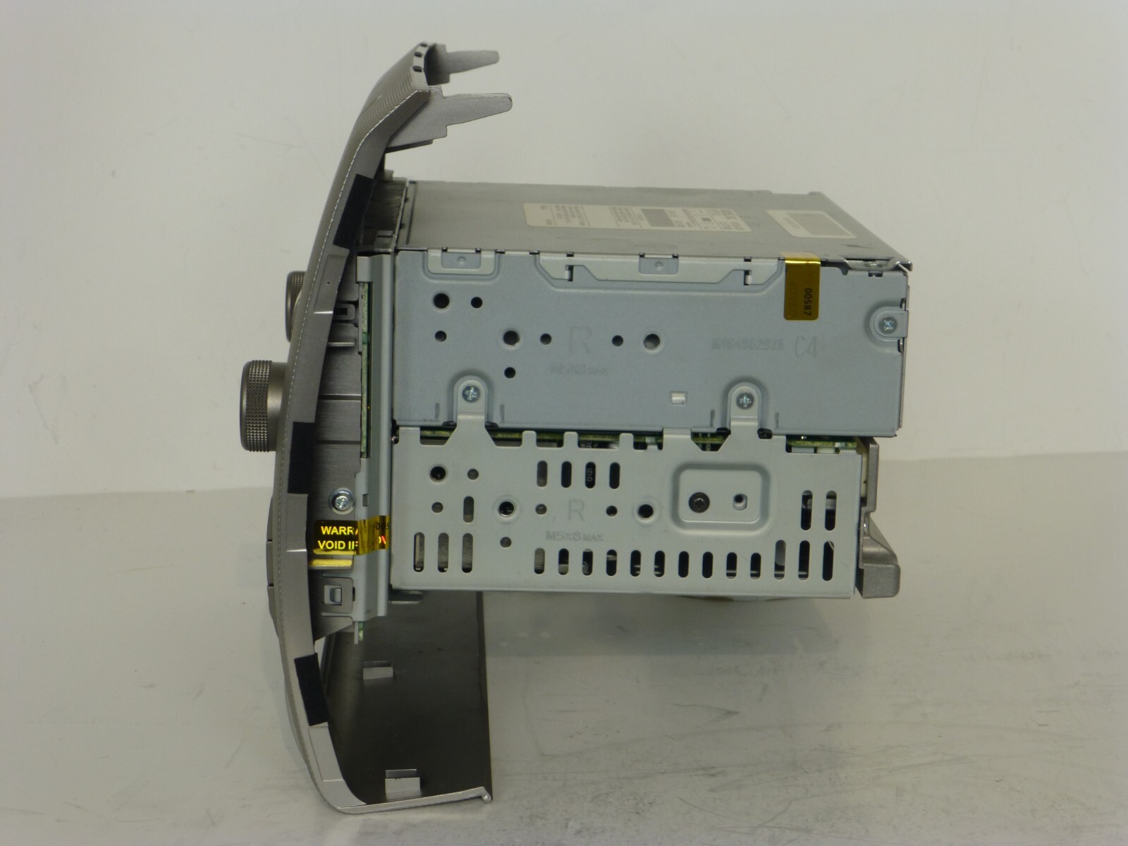 OEM TOYOTA XM RADIO 6 CD CHANGER MP3 PLAYER STEREO UNIT RECEIVER