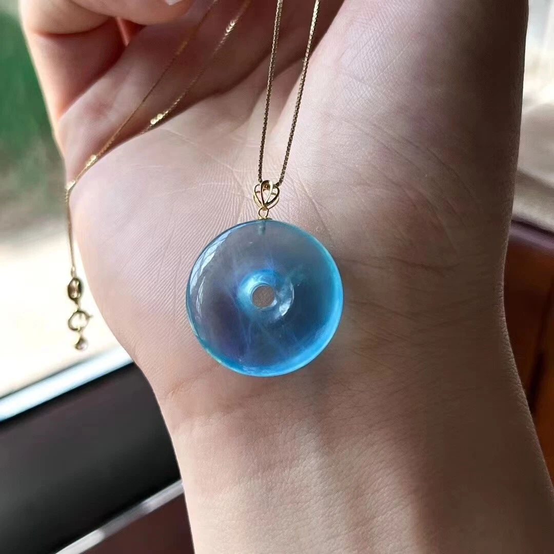 Aquamarine hotsell gemstone pendant