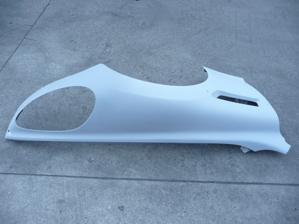 2006-2012 Aston Martin DBS Right Passenger Fender Wing Panel 8D33-16005-AG OEM