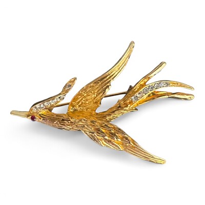 Vintage Gold Tone Flying Bird With Clear And Red Rhinestones Brooch