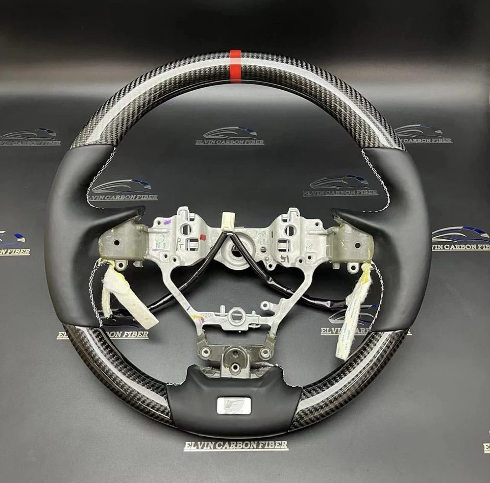 Lexus GS GS200t GS300 GS350 GS450h 2016-2020 | RX - Volante de fibra de carbono Foto 3 de 4