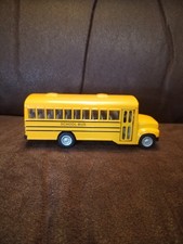 Kinsfun Die Cast Metal American School Bus KS 5107 with Pull Back Action Toy VGC