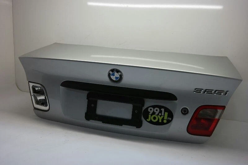2001-05 BMW 320i Trunk Hatch Tailgate Sedan Canada Market Silver - Image 3 of 4