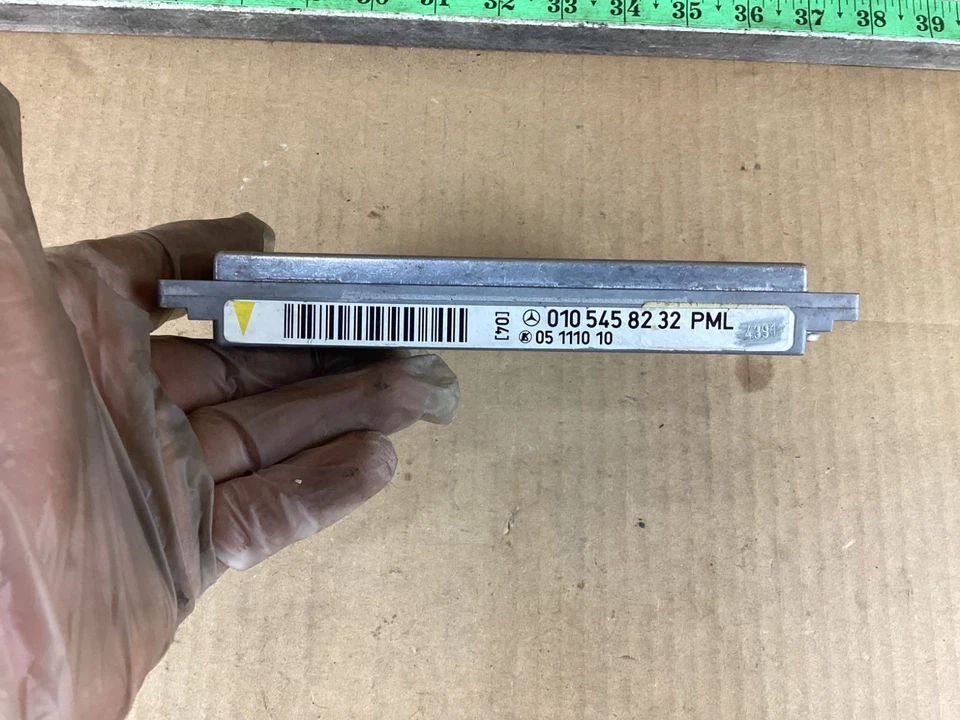 Unidad de módulo de control Mercedes Benz 500SEL PML 1992-1993 0105458232 Foto 4 de 4