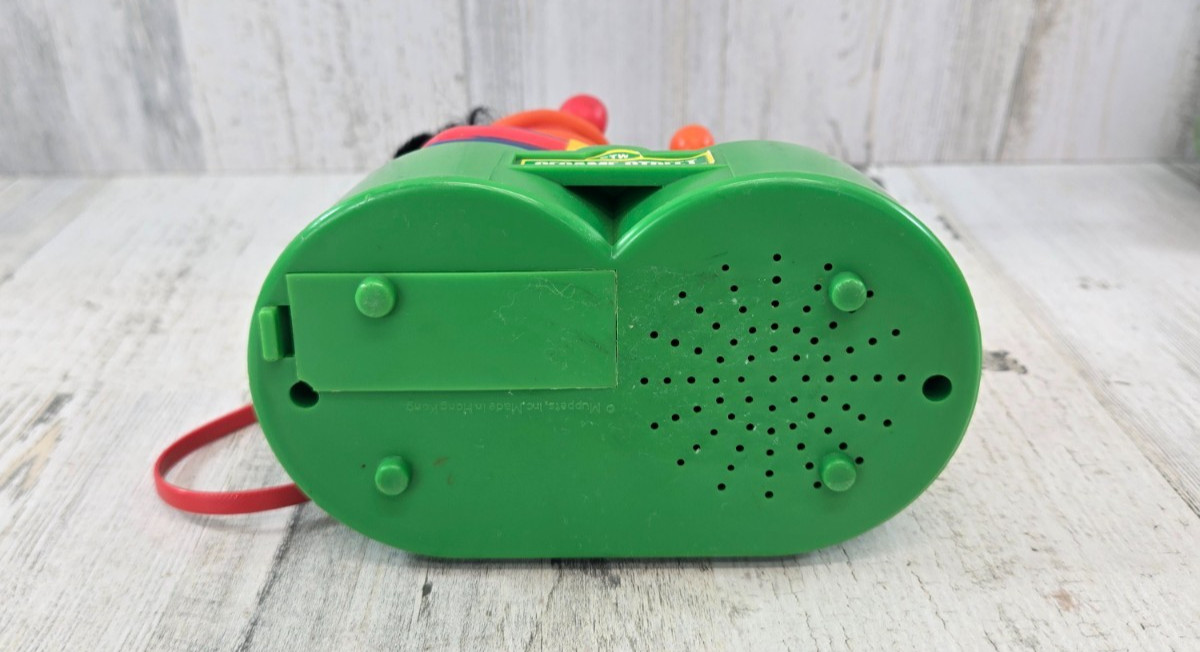 Sesame Street Burt and Ernie AM Radio Muppets Inc Hong Kong See Video Works