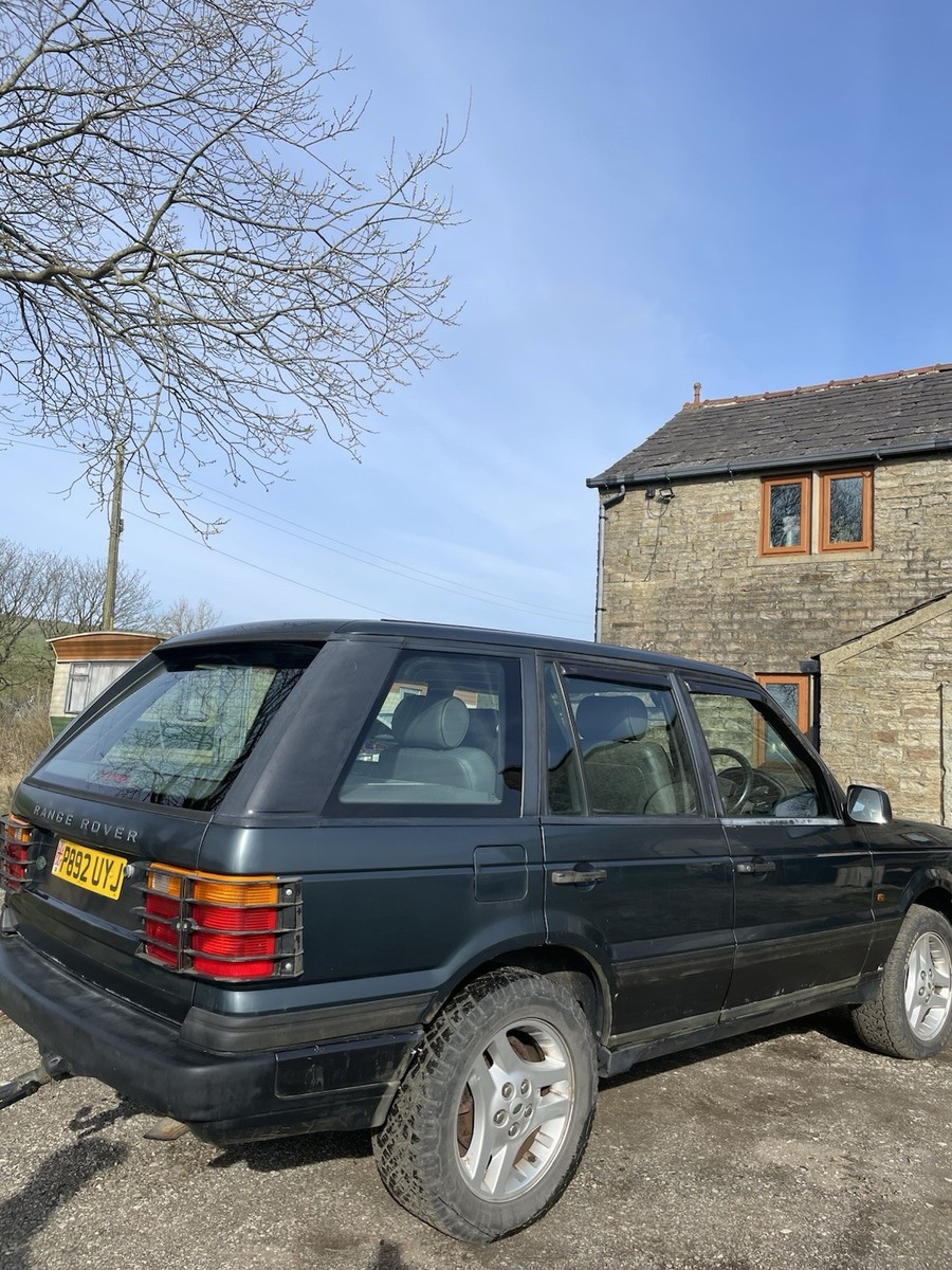 Land Rover 2500