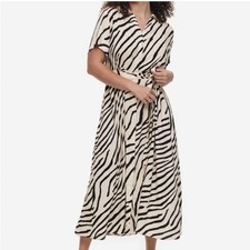 H&M Black and Cream Zebra Striped Button Down Dress W/ Belt. Size XL