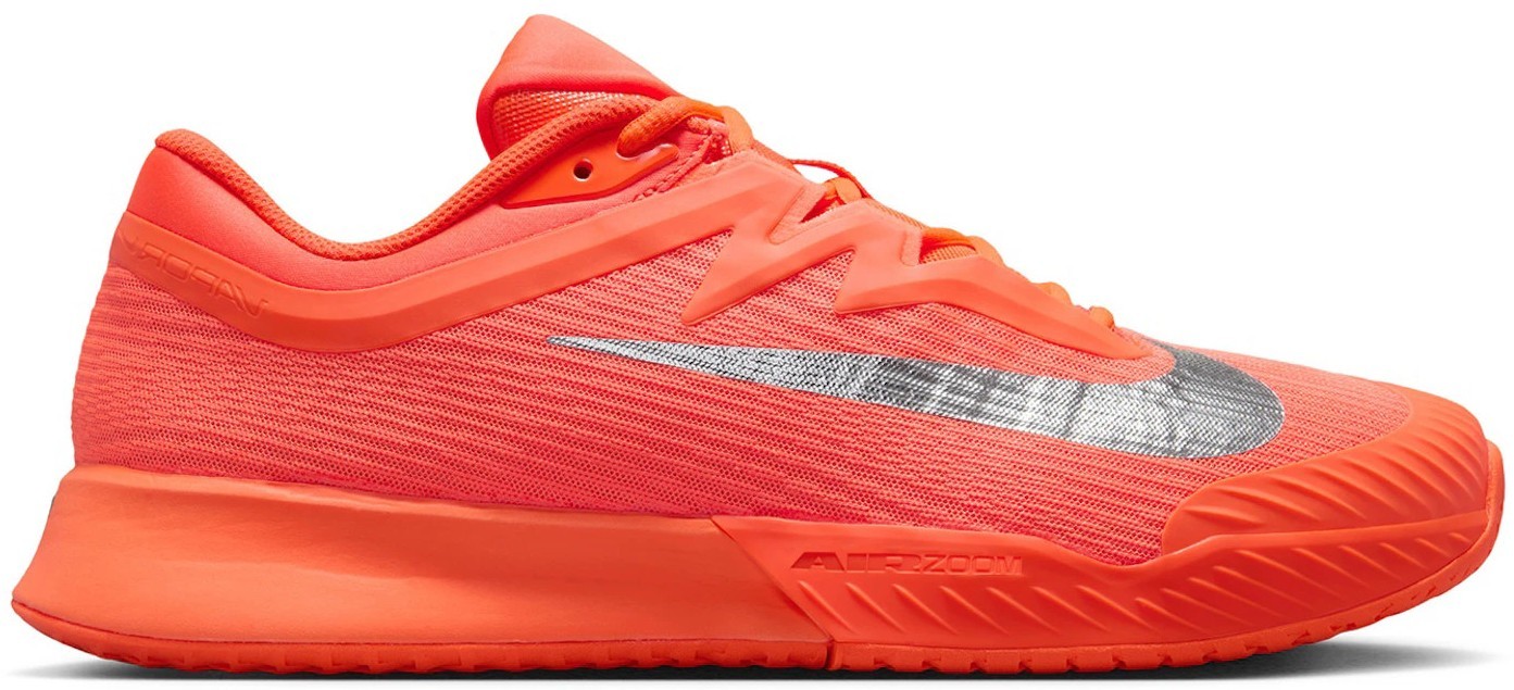 Preços baixos em Nike Roger Federer x Zoom Vapor 9 Tour SL